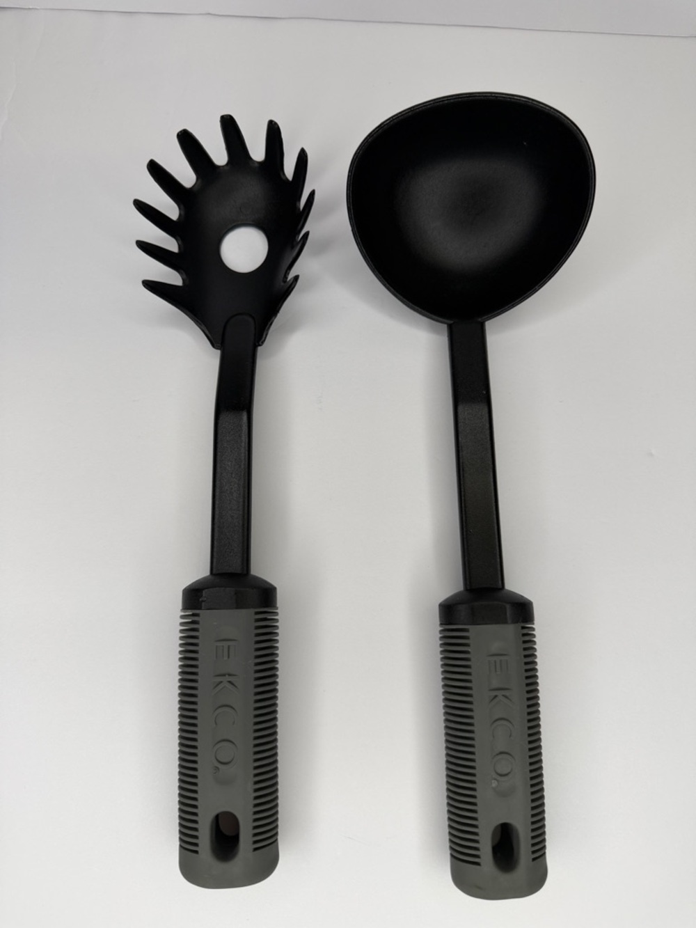 EKCO Gray Textured Handle Kitchen Utensil Set